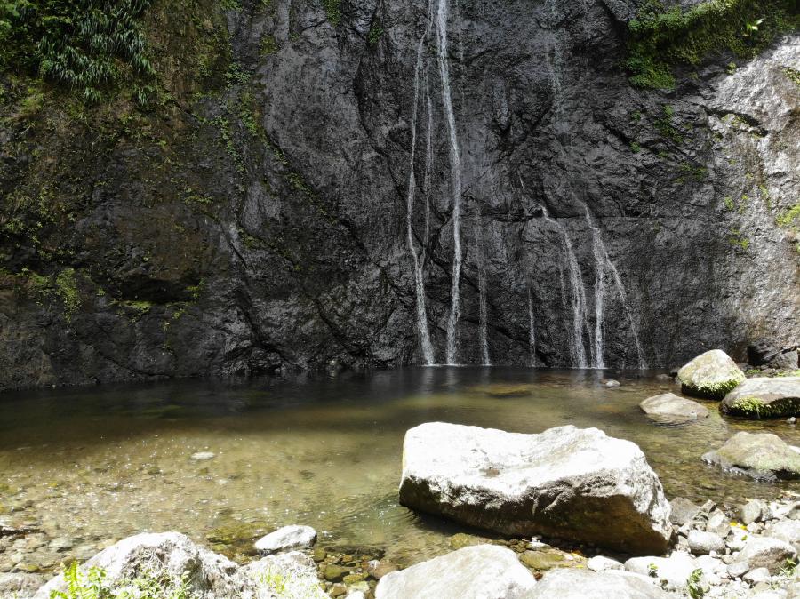 Bassin Cascade Trois Bras