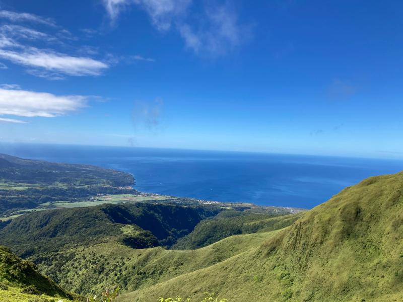 Le morne Macouba par la trace de l'aileron